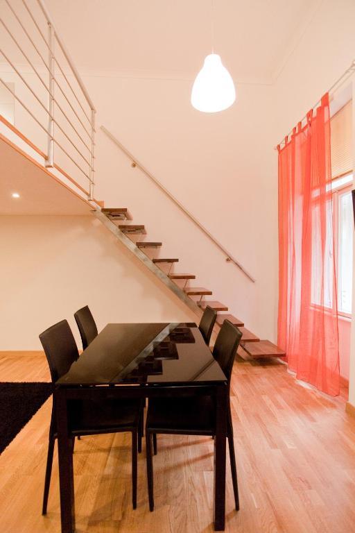 10 House Budget Stay Budapest Exterior photo